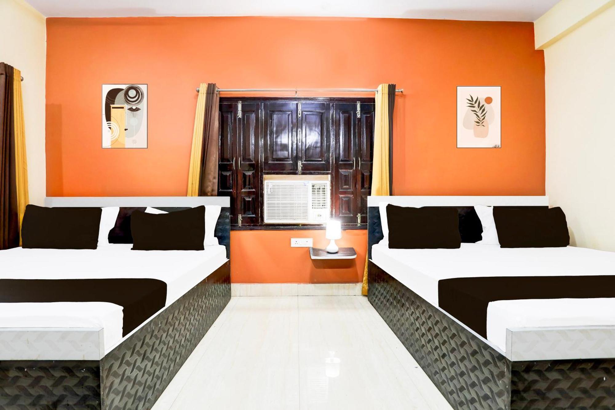 Hotel O R B Palace พาราณสี ภายนอก รูปภาพ