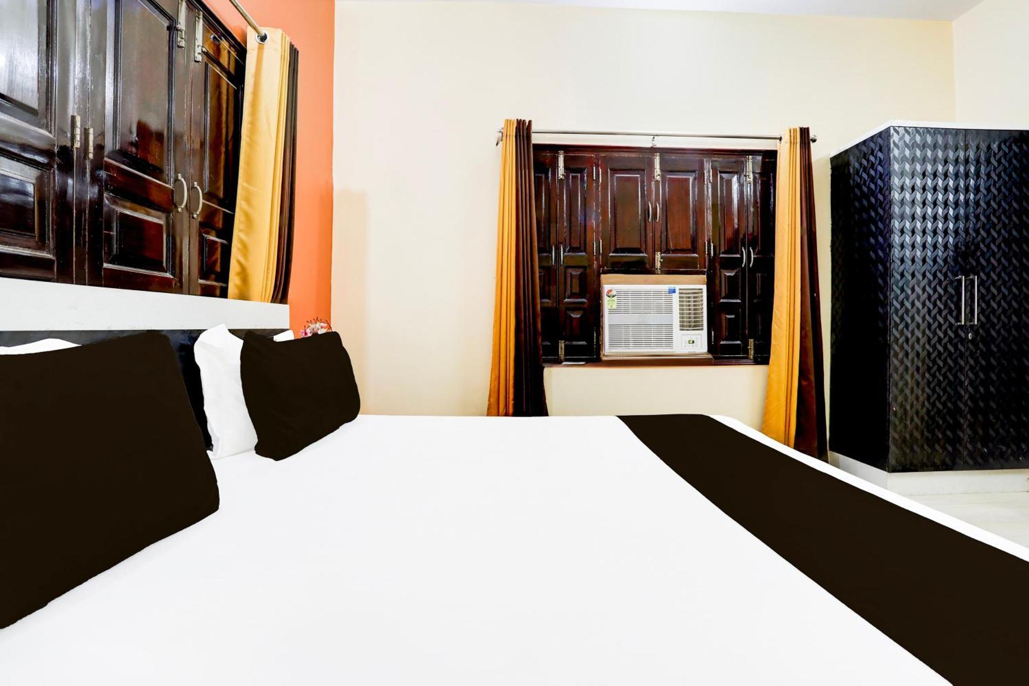 Fabhotel Rb Palace พาราณสี ภายนอก รูปภาพ